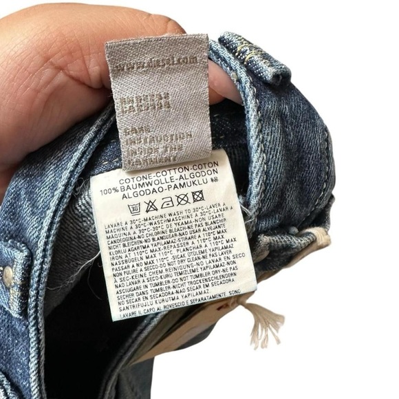 Insane Y2K NWT Diesel Dark Wash Jeans Size 27 - Picture 8 of 8